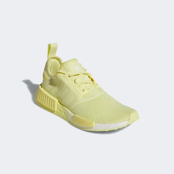 [NEW] Women's Adidas NMD_R1 Shoes GX8382 - Picture 4 of 8